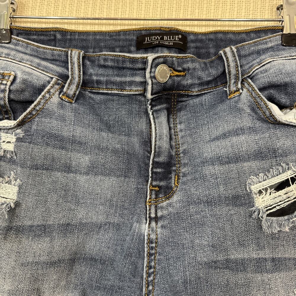 Judy Blue Denim Shorts Womens Large Distressed Raw Hem Stretch Mid Rise - Picture 2 of 10